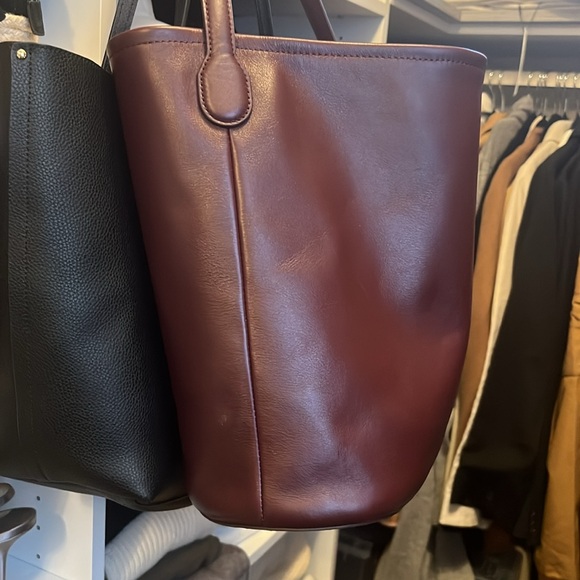 J Crew Berkeley Burgundy Leather Bucket Bag - Picture 11 of 12